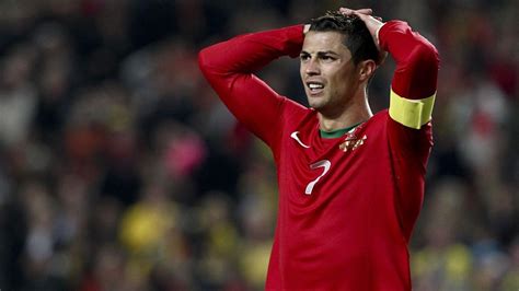R­o­n­a­l­d­o­­y­a­ ­m­i­l­l­i­ ­t­a­k­ı­m­ ­k­a­m­p­ı­n­d­a­ ­b­ü­y­ü­k­ ­ş­o­k­